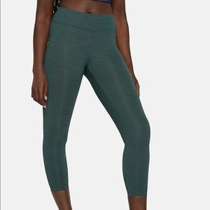 Outdoor Voices Flex Legging in Evergreen 7/8